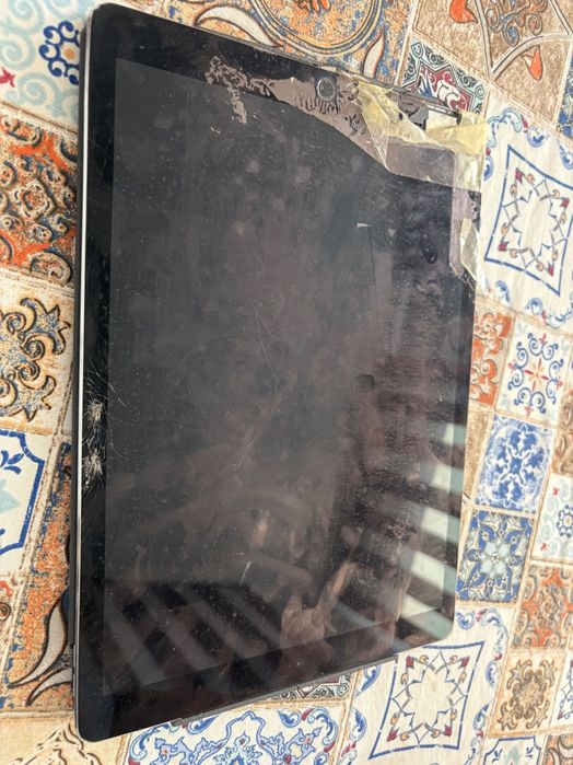 iPad Pro max за части
