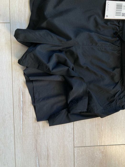НОВИ Найк Nike Hot Yoga къси панталони с клин къс панталон шорти S