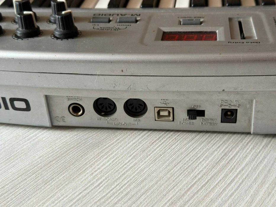 MIDI-клавиатура M-AUDIO Oxygen 8