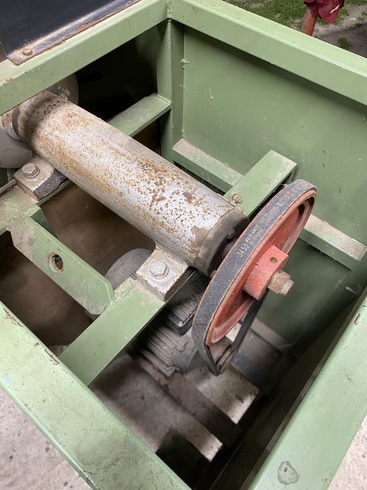 Mașină de jumulit păsări (Deplumator) Profesională – Stare Excelen