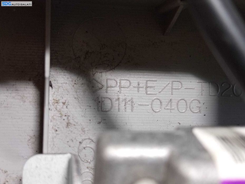 Plafoniera Lumini Lampa Iluminare Interior Habitaclu cu Buton Trapa Toyota RAV4 XA30 2005 - 2013 Cod 89732-42021 271000-3411 [M5913]