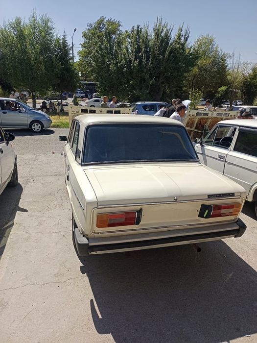 Vaz 2106 sotiladi