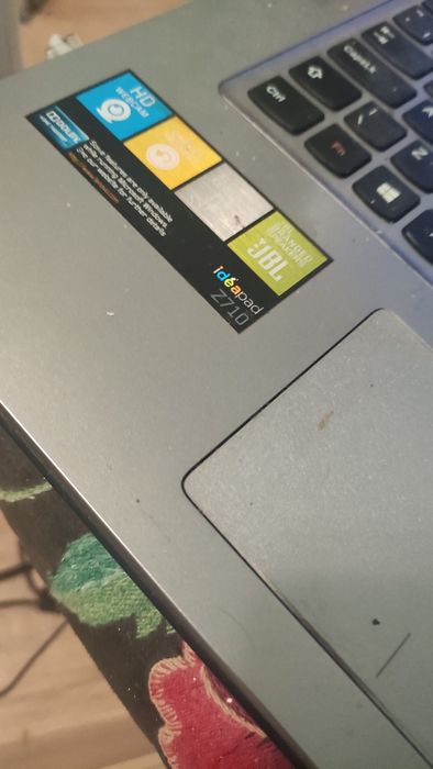 Lenovo ideapad z 710