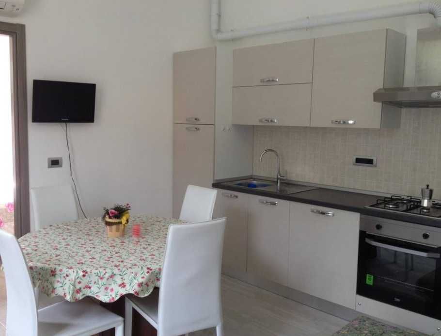 Дава се под наем Двустаен апартамент в Пловдив, Христо Смирненски - 68 кв.м за 270.3 € - Снимка #3