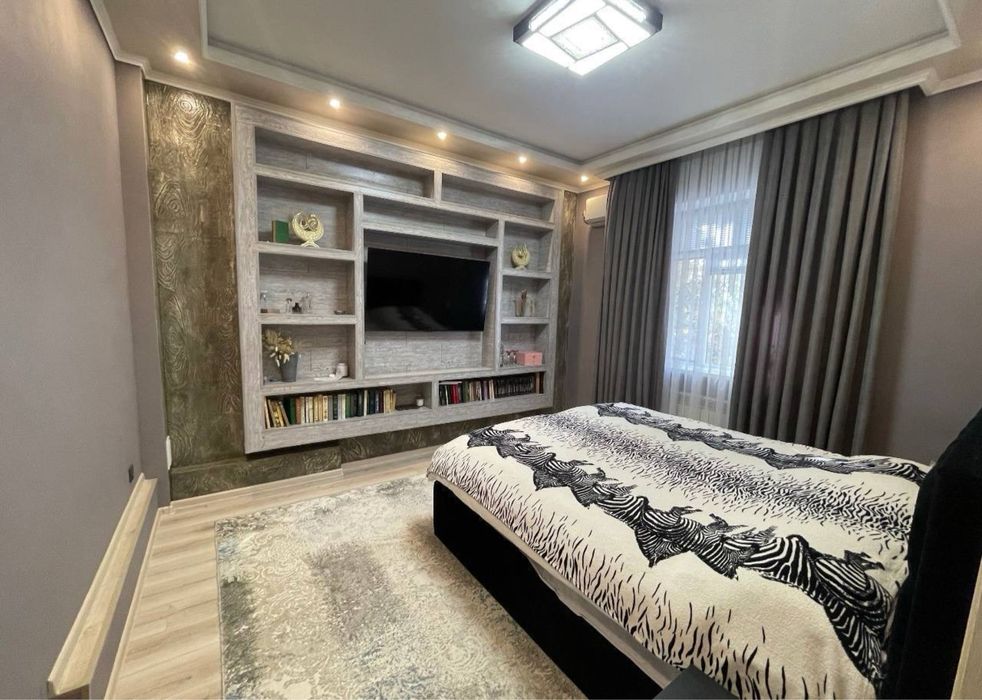 Квартира срочно. Чиланзар 1. 2в3комнатная Евро.