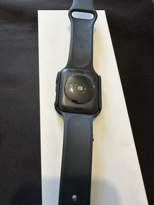 Apple watch se3 44mm нов