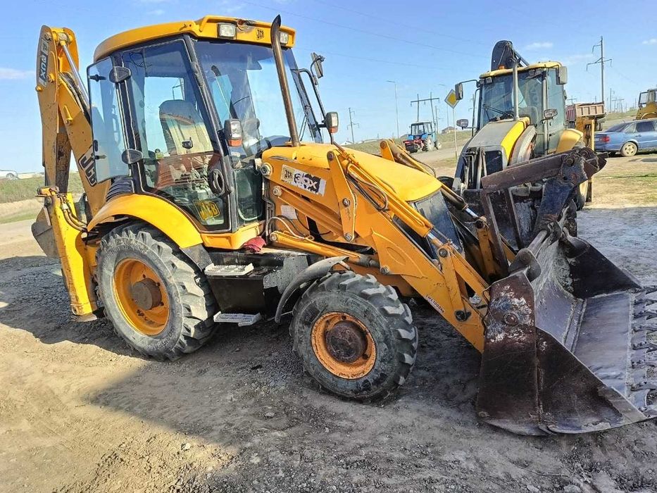 Уборка снега, аренда JCB 3CX