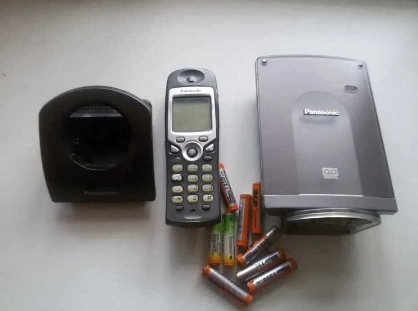 Радиотелефон Panasonic с Автоответчиком