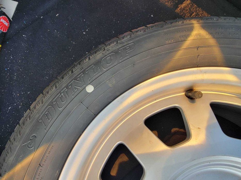 6JX15H2 ET45 алуминиеви джанти с Michelin и Dunlop гуми