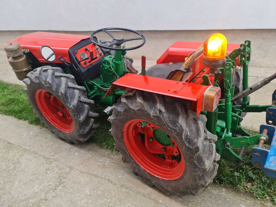 Tractor cu plug - 4×4