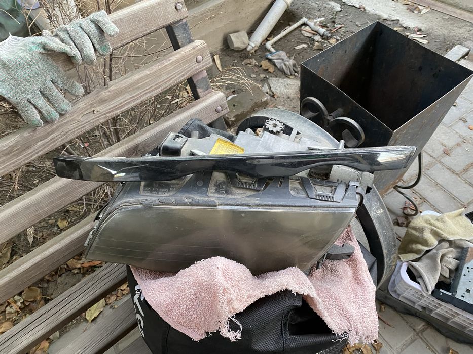 Продам Фары на BMW е46