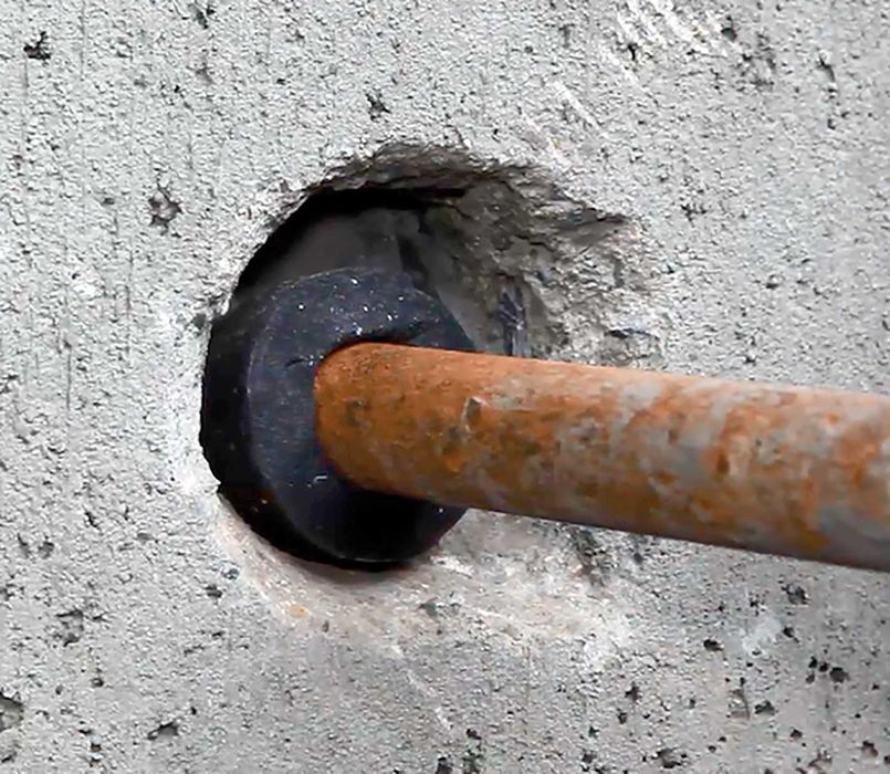 Гидроизоляция мест ввода коммуникаций 100% стыка труба бетон