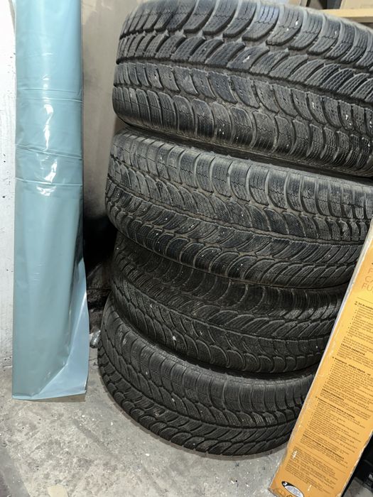 Roti iarna M+S 205 55 R16 5x112 anvelope Debica Frigo 2 + jante alu.