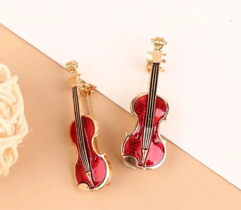 Броши на тему Музыка!