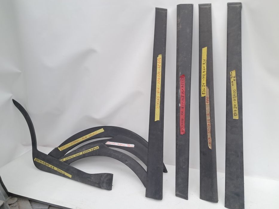 Лайсна врата калник  Kia Stonic 2017/2023г