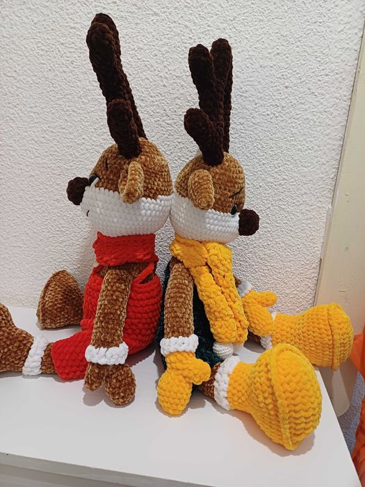 Запознайте  се с Оскар и Джъстин. Две братчета еленчета.