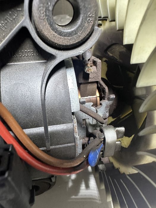 Вентилятор моторчик печки BMWe39 E53