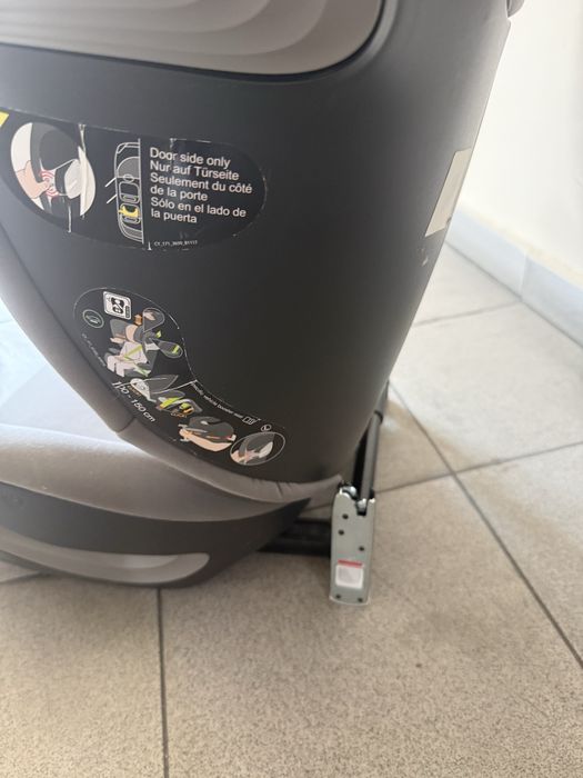Продам автокресло Cybex