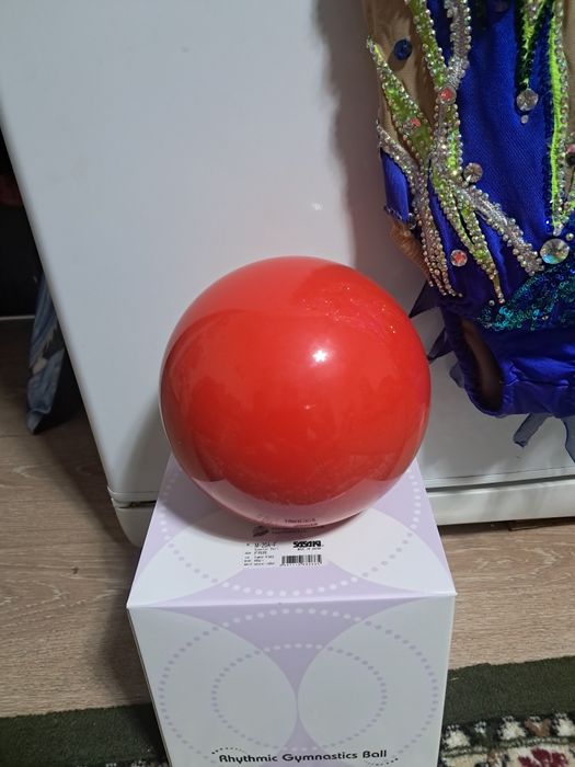 Мяч для художественной гимнастике