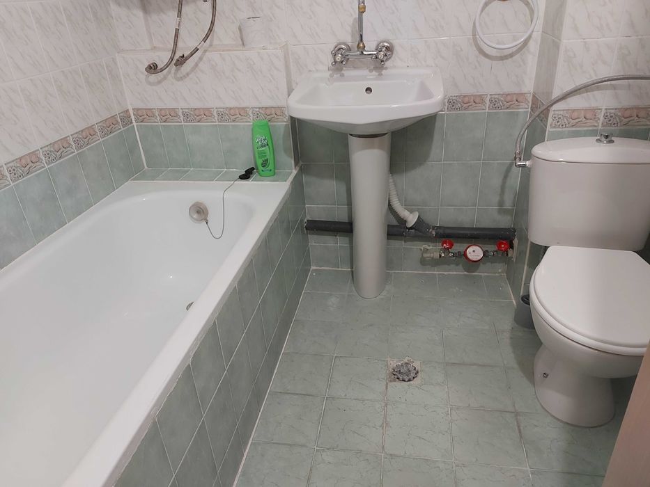 Продава се Тристаен апартамент в Стара Загора, Център - 100 кв.м за 1450 €/кв.м - Снимка #12