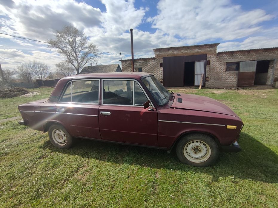 Продам ВАЗ 2106 с зимней резиной