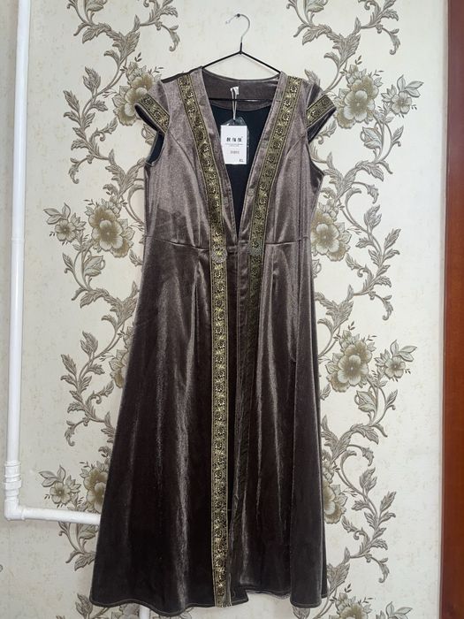 Камзол длинный новый