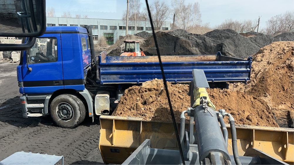 Песок,балласт,отсев,щебень,цемент,фрезу.