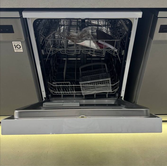 Посудомоечная машина HOFMANN DW-B127WH