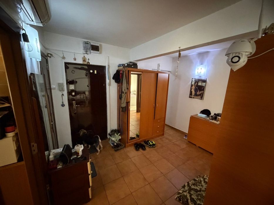 Apartament 4 camere decomandat 98 mp Berceni