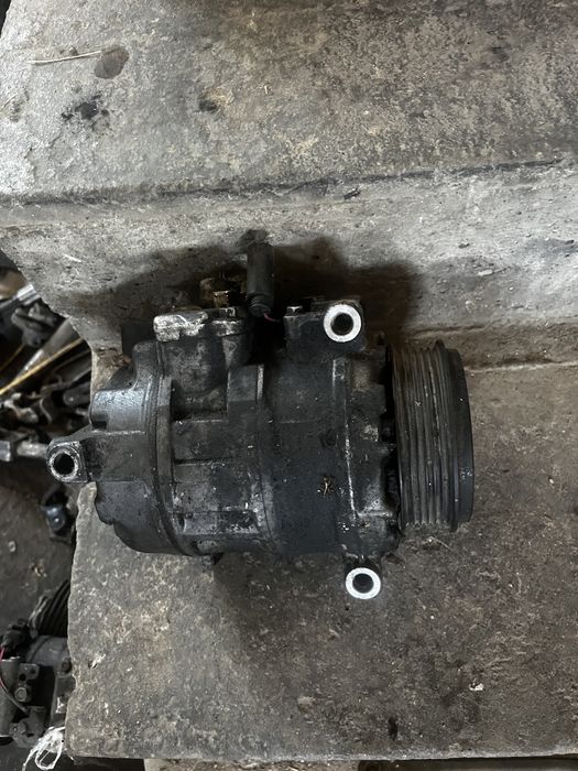 Passat B6 кондёр компрессор