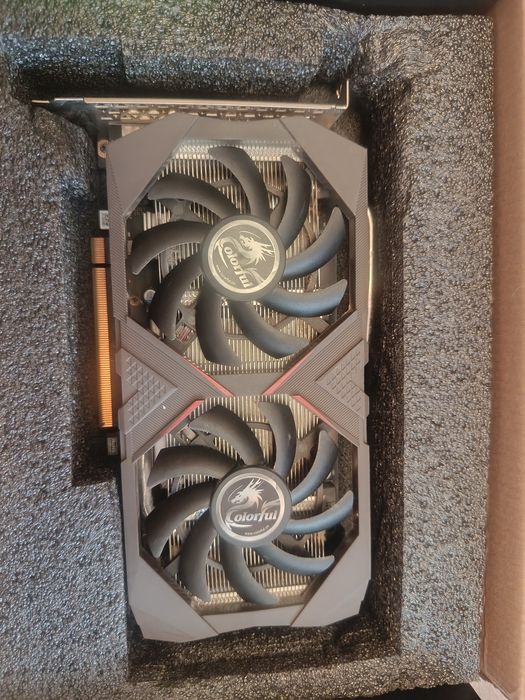 Продам GEFORCE GTX 1660 SUPER на 6гб
