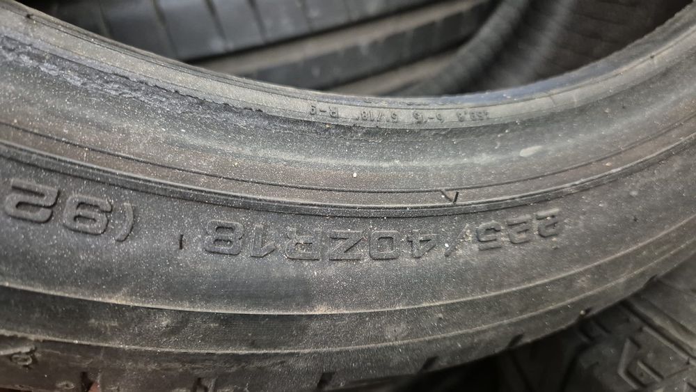 4 anvelope vara Dunlop 225 40 18