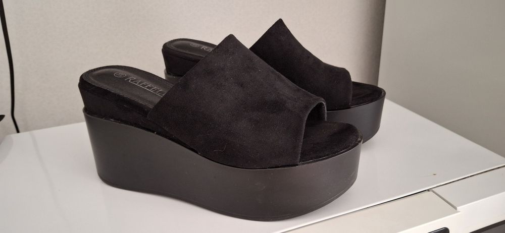 Продам новые сабо