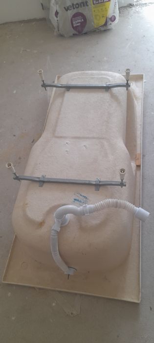 Ванна 180×80 в комплекте и раквина