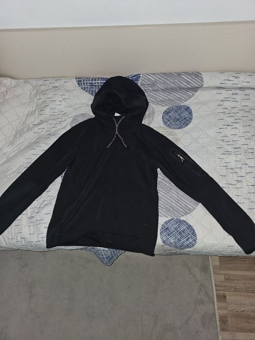 Оригинален! Nike tech fleece горните S размер