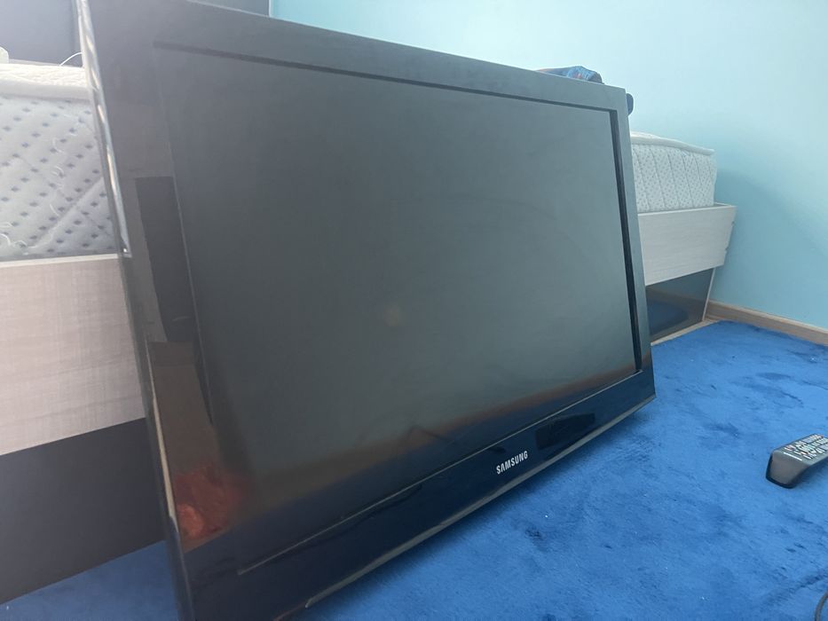 Телевизор Samsung