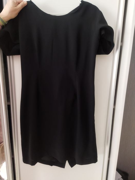 Отдам даром женские вещи