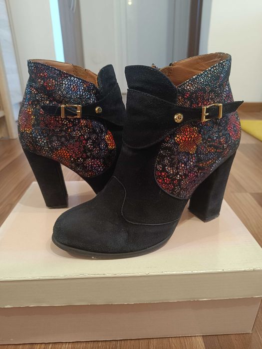 Ghete de piele in stare buna