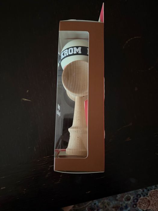 Krom Strogo Neapolitan