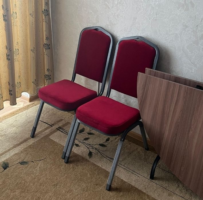 Продам стулья в Костанае