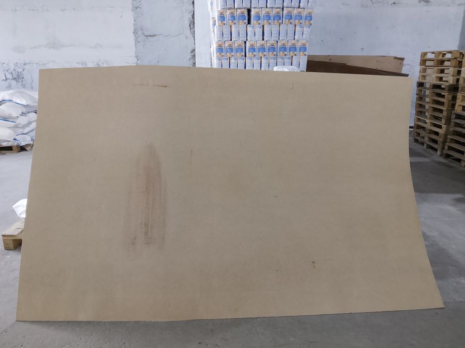 ДВП бумаги 1.7 м на 2.7 м
