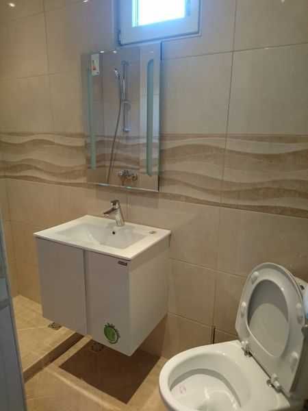 Дава се под наем Двустаен апартамент в Бургас, Меден рудник - зона А - 70 кв.м за 255 € - Снимка #5