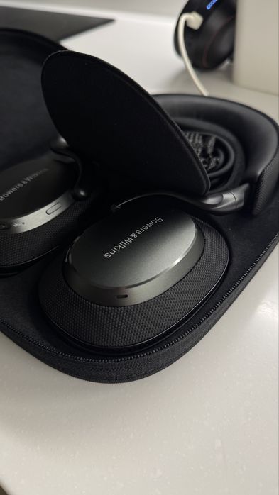 Bowers & Wilkins Px S3