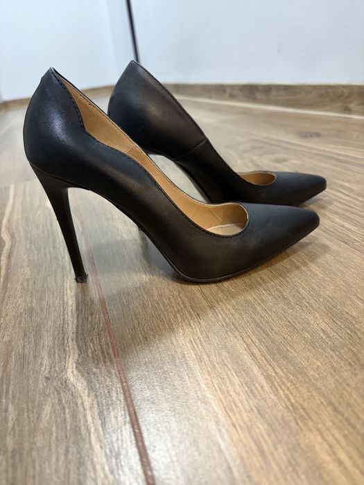 Обувки на висок ток, 36 размер