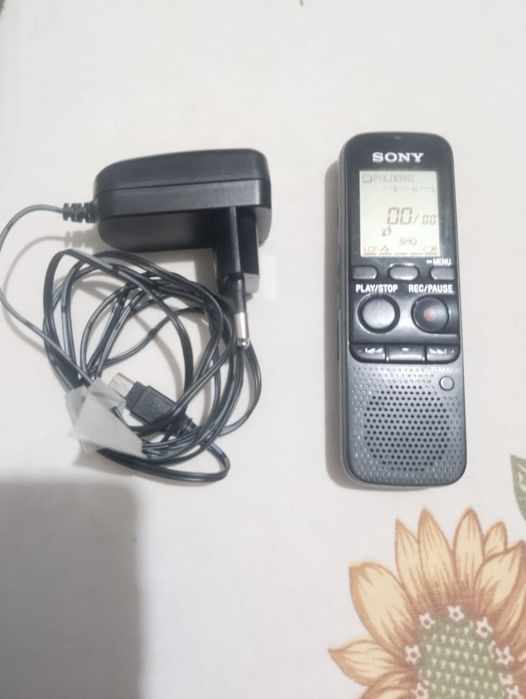 Диктафон Sony ICD-PX333