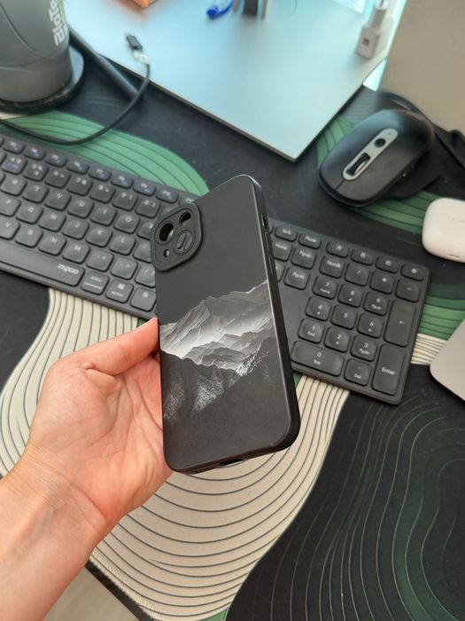 Кейсове за IPhone 13