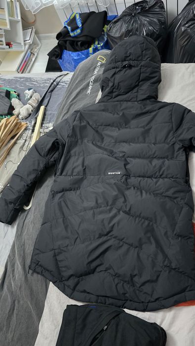 Burton XL яке и панталон чисто нови