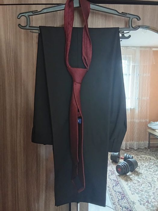 Продам костюм ,в хорошем состоянии