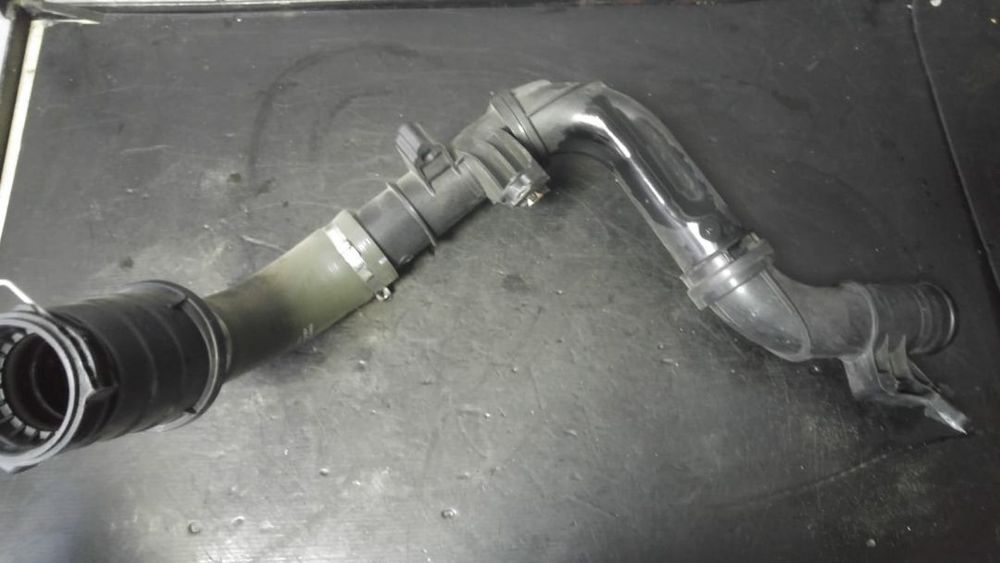 Furtun admisie 1.6 dci r9m r9m413 renault trafic 3 1065332s01