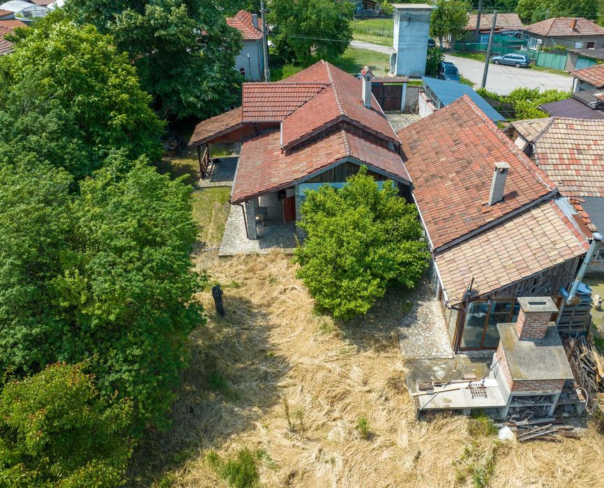 Продава се Къща в Русе, Център - 127 кв.м за 1260 €/кв.м - Снимка #3